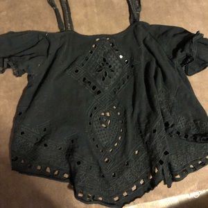 Black cropped summer top